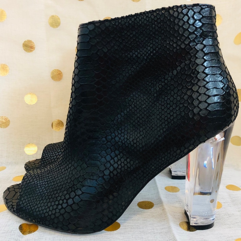 Steve Madden Majestic Bootie 9